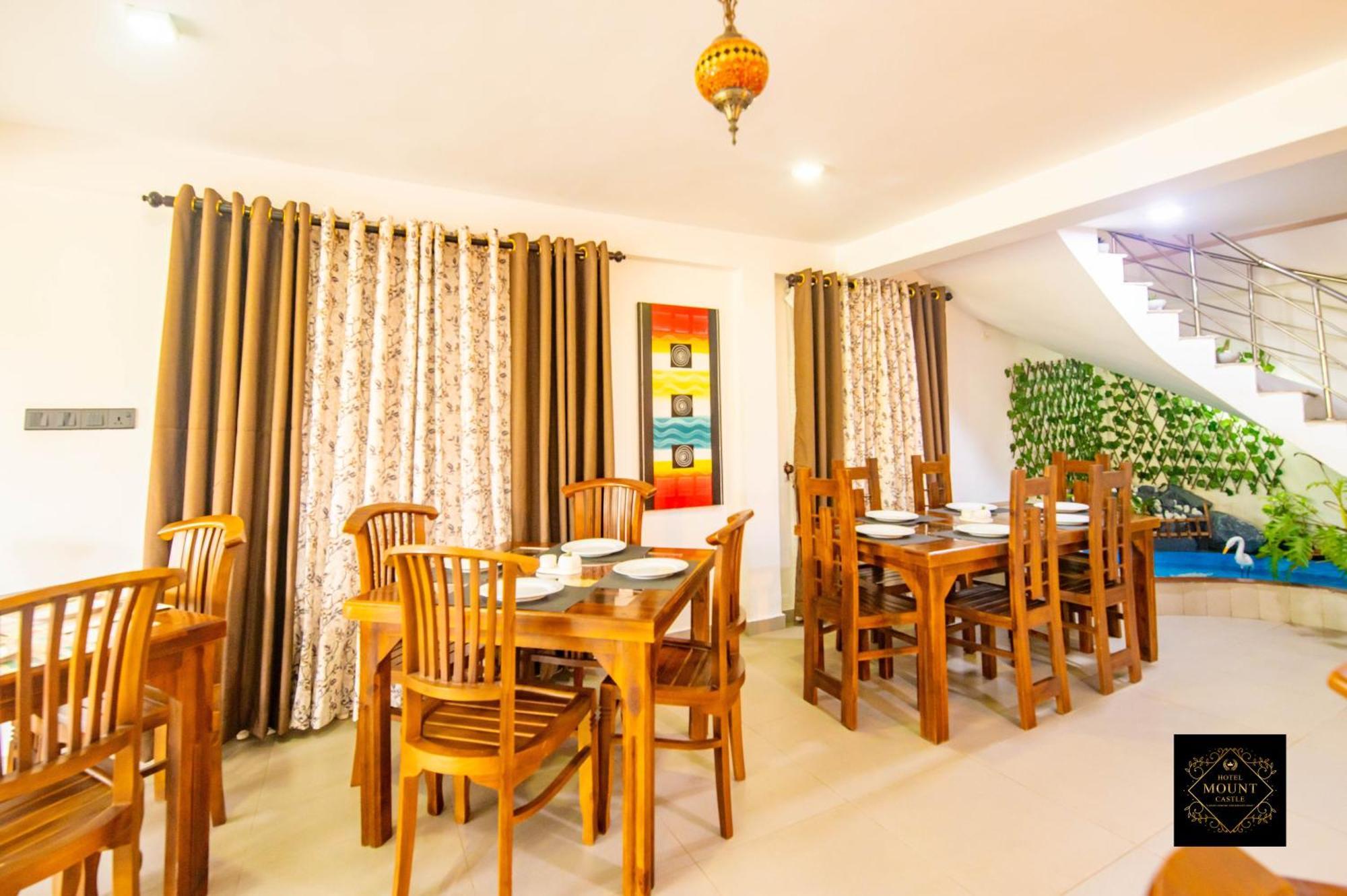 האטון Hotel Mount Castle מראה חיצוני תמונה