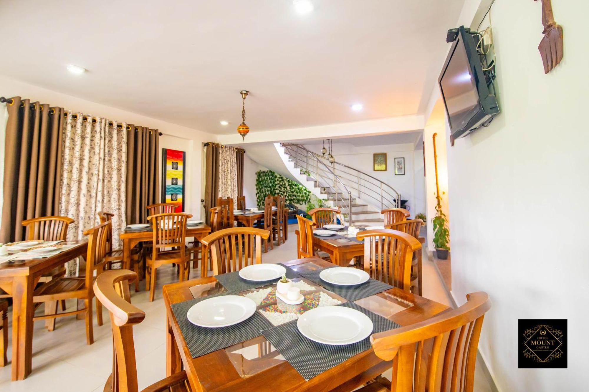 האטון Hotel Mount Castle מראה חיצוני תמונה