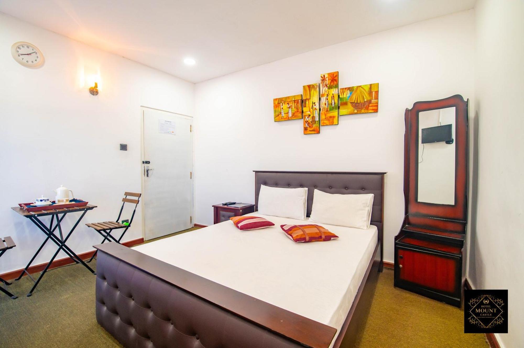 האטון Hotel Mount Castle מראה חיצוני תמונה
