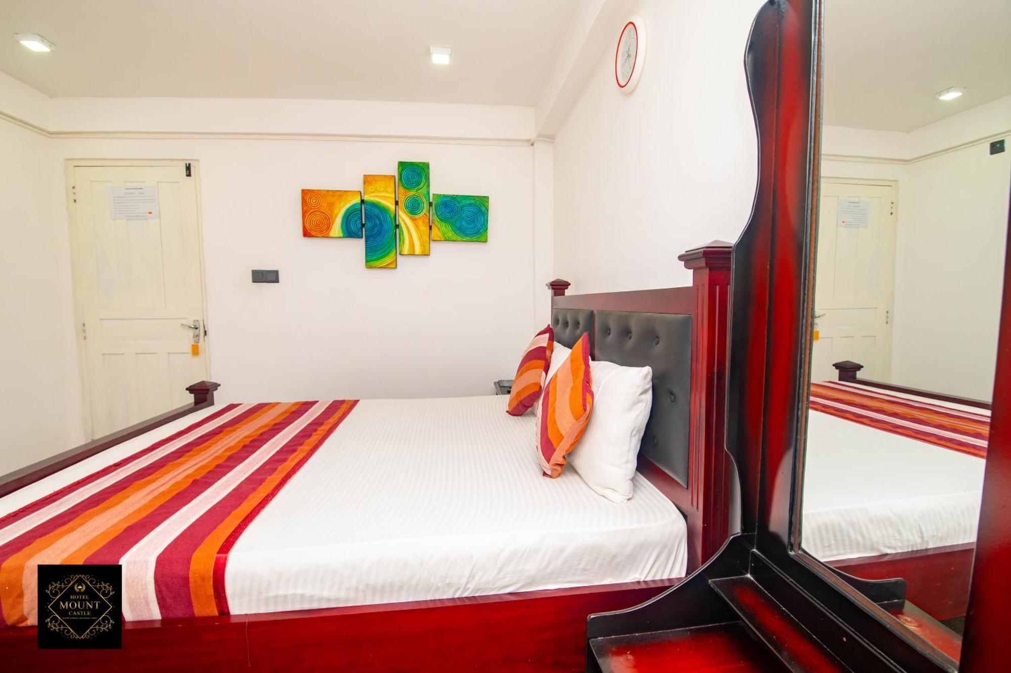 האטון Hotel Mount Castle מראה חיצוני תמונה