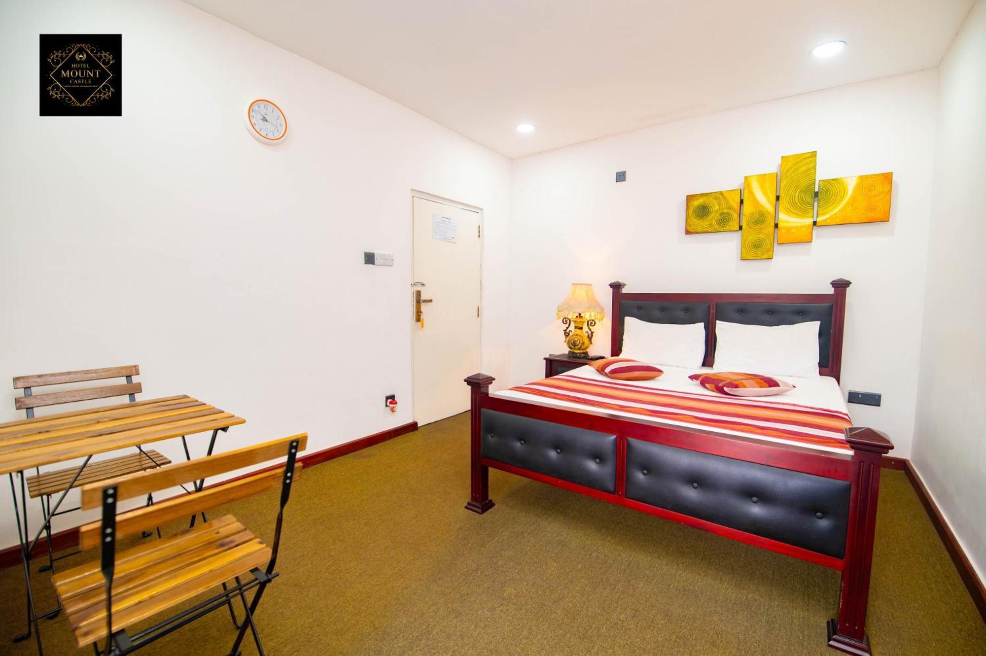 האטון Hotel Mount Castle מראה חיצוני תמונה