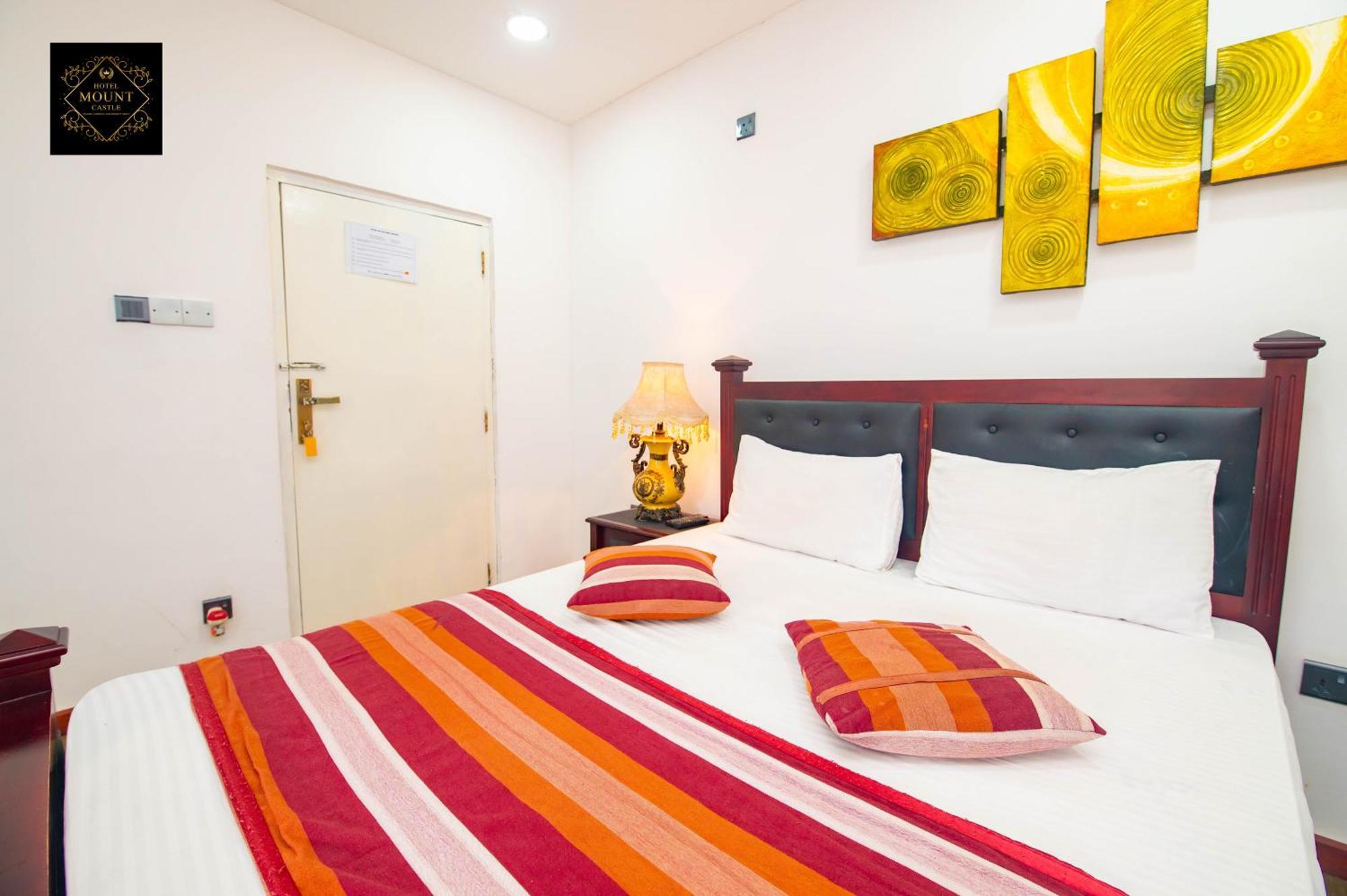האטון Hotel Mount Castle מראה חיצוני תמונה
